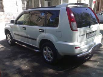 2002 Nissan X-Trail Photos
