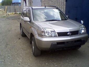 2002 Nissan X-Trail Photos