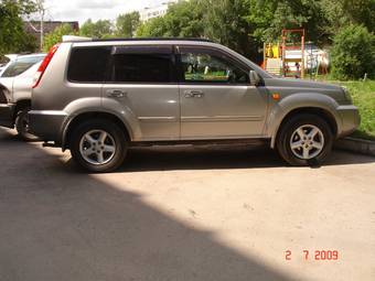 2002 Nissan X-Trail Photos
