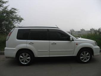 2002 Nissan X-Trail Pictures
