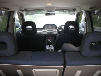 2002 Nissan X-Trail Photos