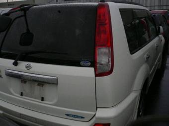 2002 Nissan X-Trail Images