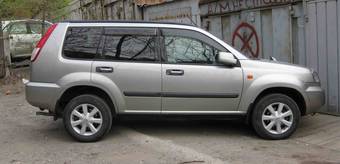 2002 Nissan X-Trail Pictures