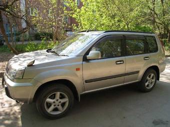 2002 Nissan X-Trail Photos