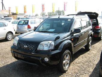 2002 Nissan X-Trail Photos