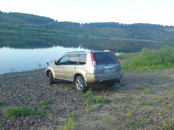 2002 Nissan X-Trail Photos