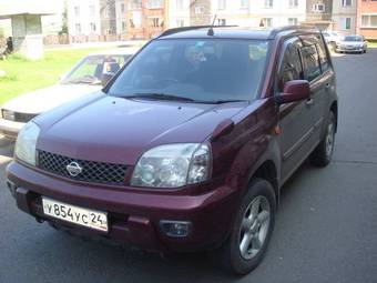 2002 Nissan X-Trail Photos