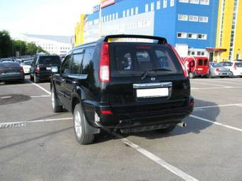 2002 Nissan X-Trail Photos