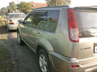 2002 Nissan X-Trail Photos