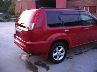 2002 Nissan X-Trail Photos