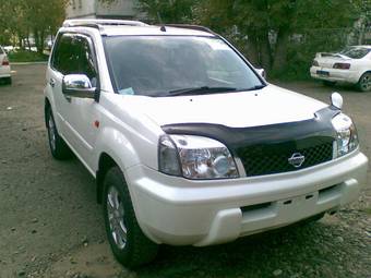 2002 Nissan X-Trail Photos