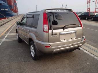 2002 Nissan X-Trail Photos