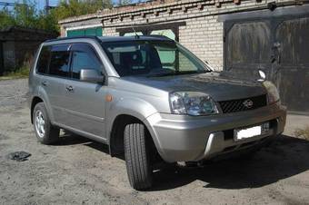 2002 Nissan X-Trail Photos