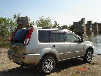 2002 Nissan X-Trail Pictures