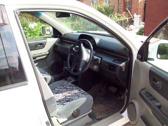 2002 Nissan X-Trail Pictures