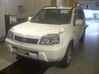 2002 Nissan X-Trail Photos