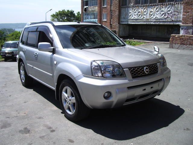 2003 Nissan X-Trail