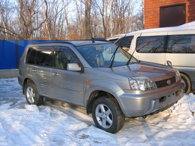 2003 Nissan X-Trail