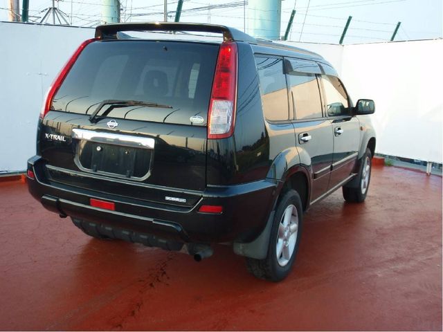2003 Nissan X-Trail