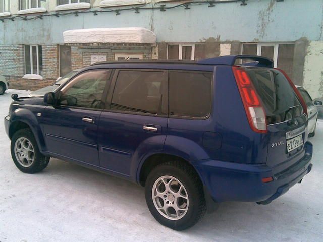 2003 Nissan X-Trail