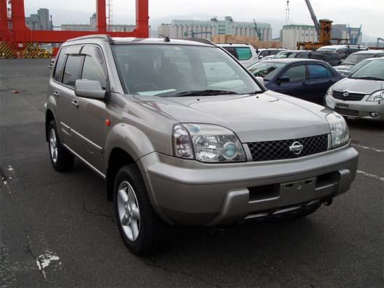 2003 Nissan X-Trail Photos