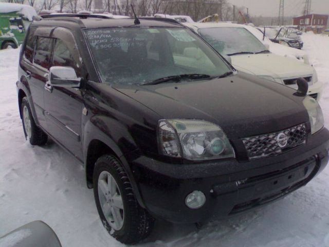 2003 Nissan X-Trail