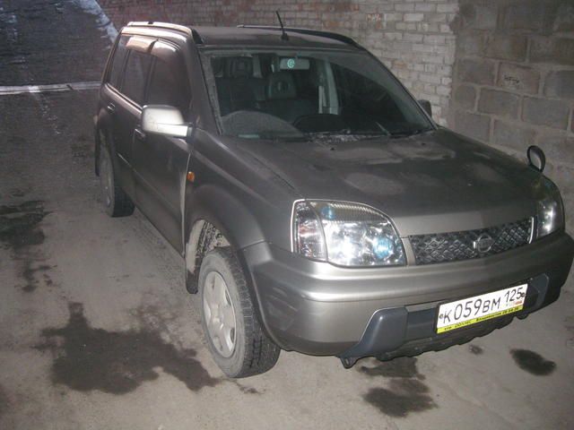 2003 Nissan X-Trail