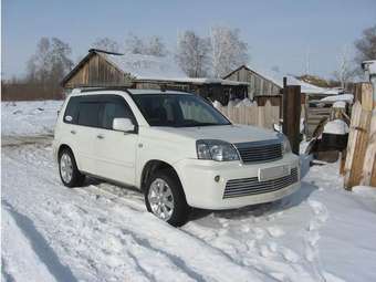 2003 Nissan X-Trail Photos