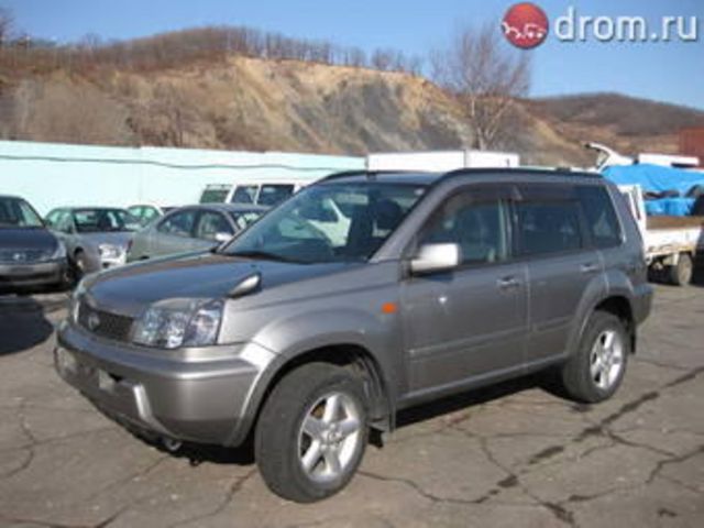 2003 Nissan X-Trail