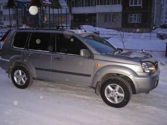 2003 Nissan X-Trail Photos