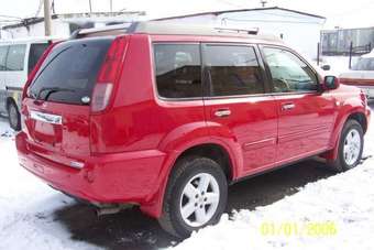 2003 Nissan X-Trail Photos