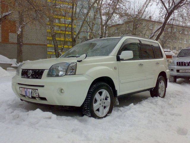 2003 Nissan X-Trail