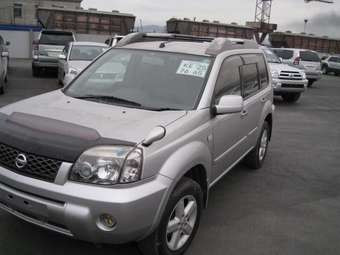 2003 Nissan X-Trail Photos