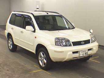 2003 Nissan X-Trail Photos