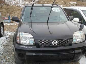 2003 Nissan X-Trail Photos