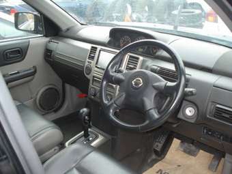 2003 Nissan X-Trail Photos