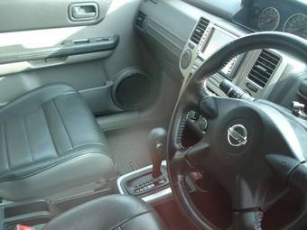 2003 Nissan X-Trail Images