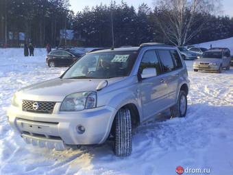 2003 Nissan X-Trail Photos