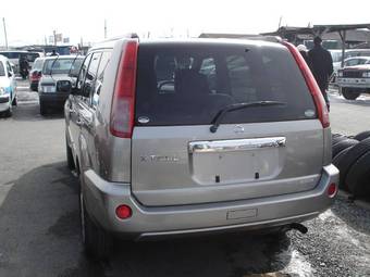 2003 Nissan X-Trail Photos