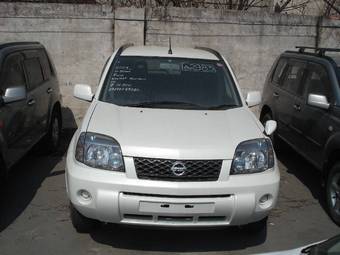 2003 Nissan X-Trail Photos