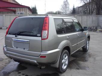 2003 Nissan X-Trail Pics