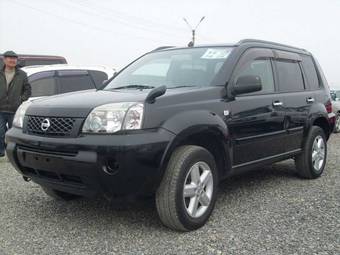 2003 Nissan X-Trail Wallpapers