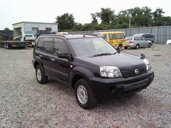 2003 Nissan X-Trail Photos