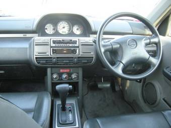 2003 Nissan X-Trail Pics