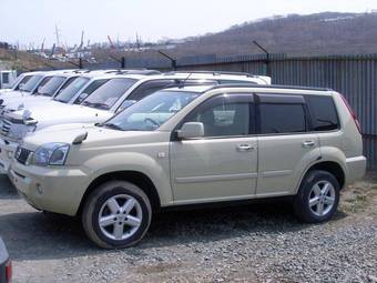 2003 Nissan X-Trail Pics