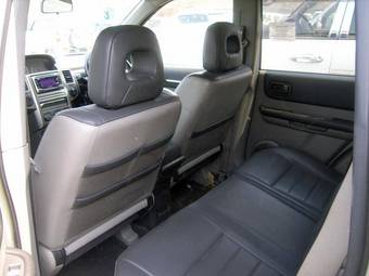 2003 Nissan X-Trail Photos