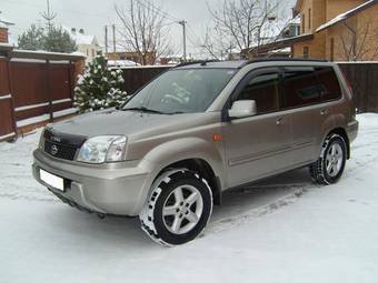 2003 Nissan X-Trail Images