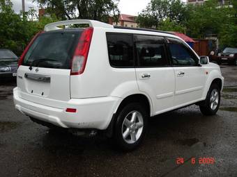 2003 Nissan X-Trail Photos