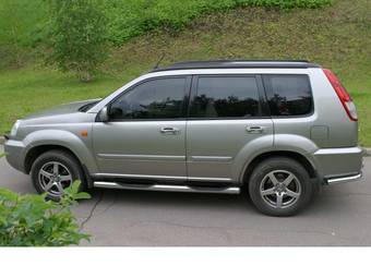 2003 Nissan X-Trail Photos