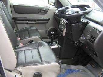 2003 Nissan X-Trail Photos